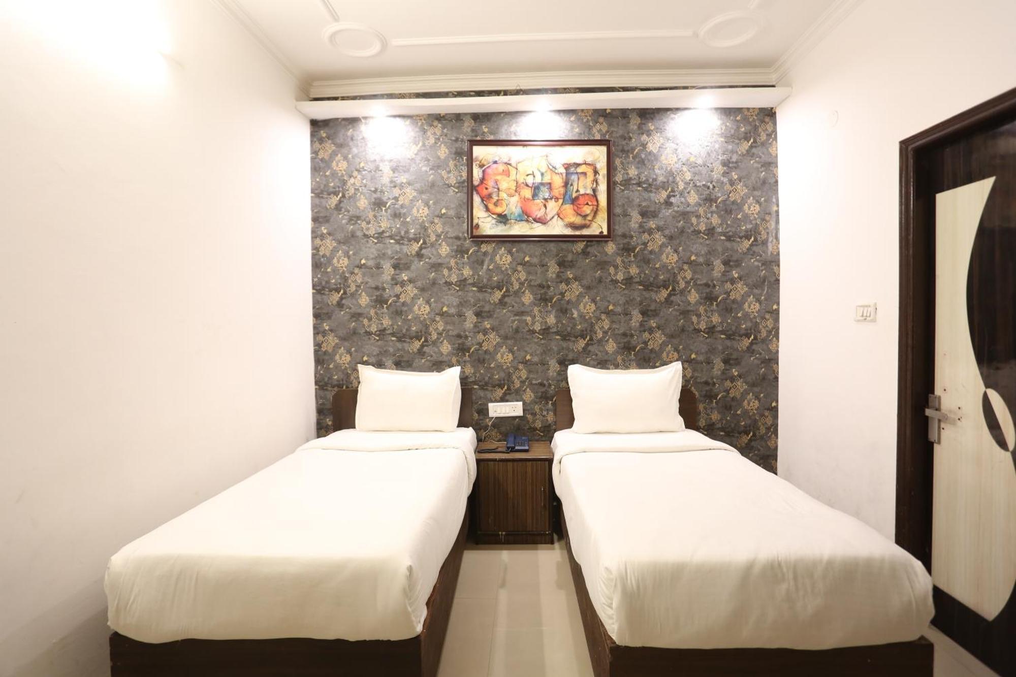 Backpackers - Ink Hotels Delhi Airport By Ss Group New Delhi Exterior photo