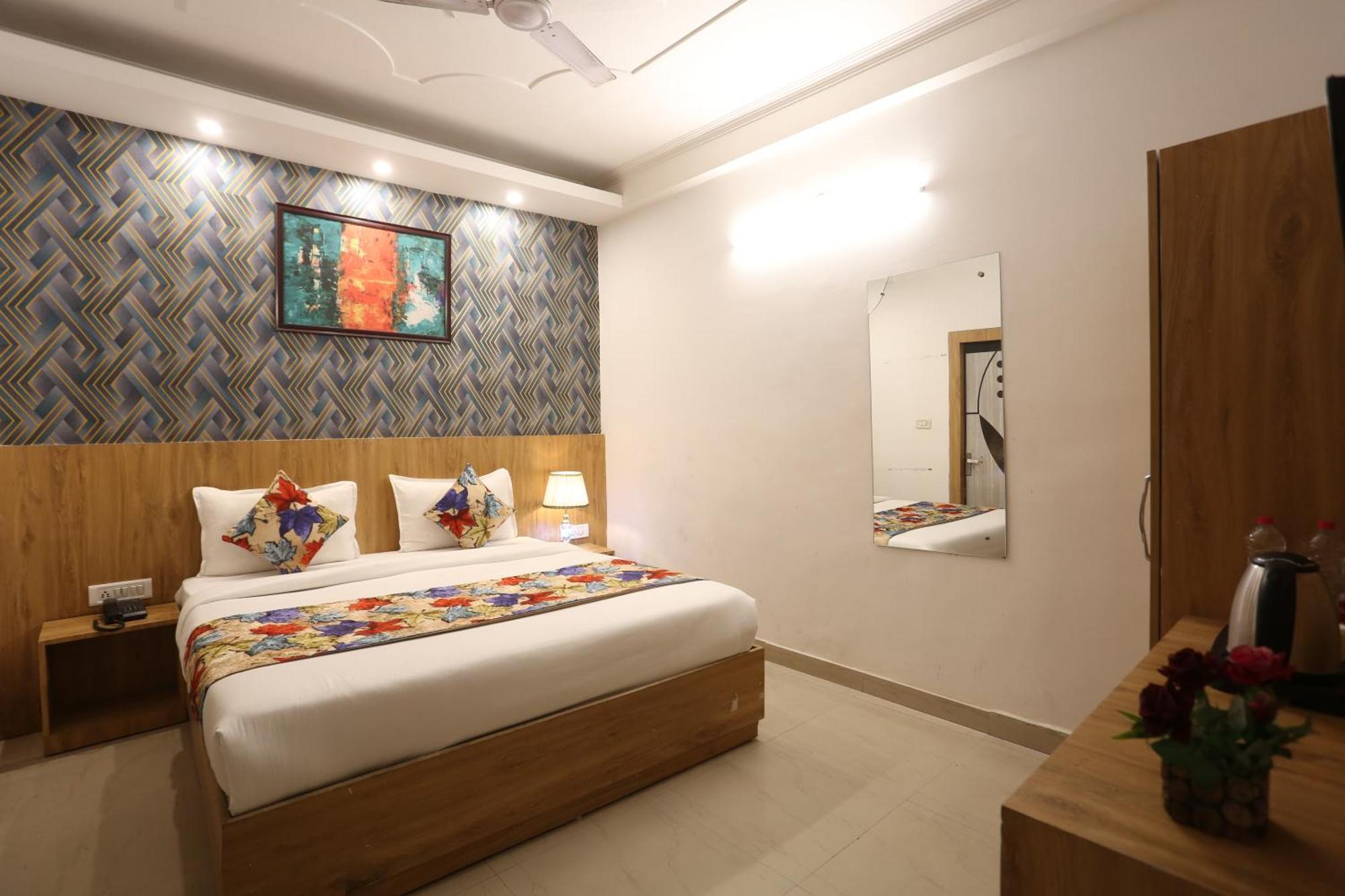 Backpackers - Ink Hotels Delhi Airport By Ss Group New Delhi Exterior photo