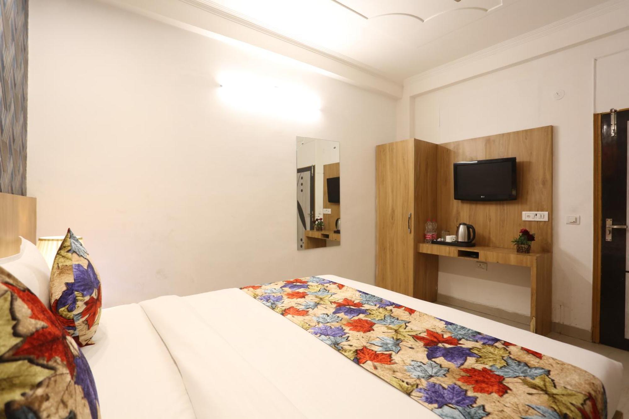Backpackers - Ink Hotels Delhi Airport By Ss Group New Delhi Exterior photo