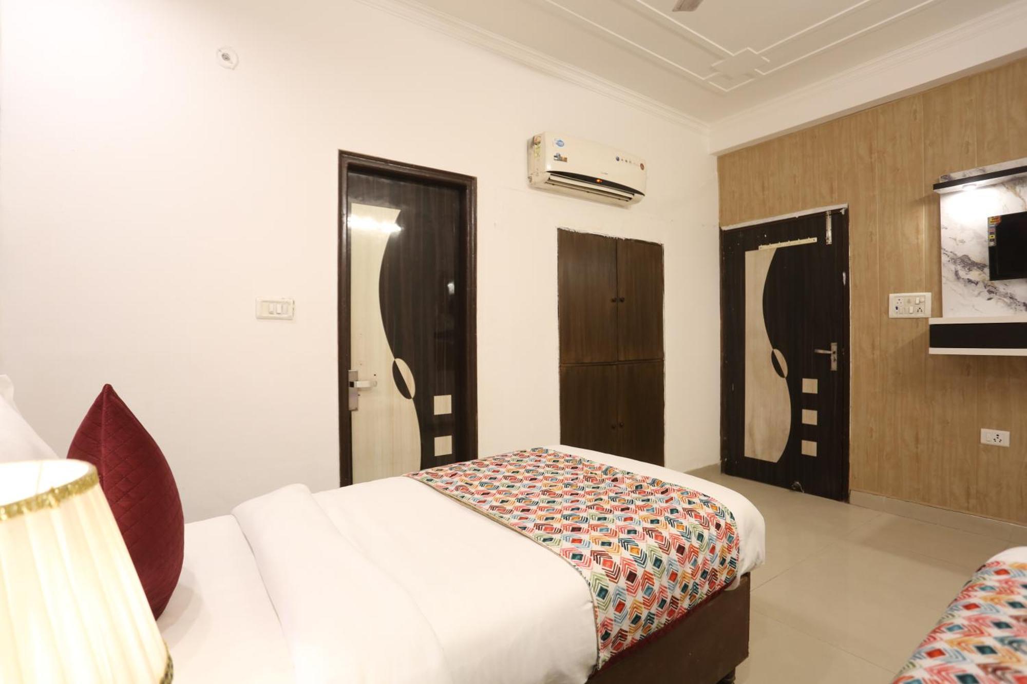 Backpackers - Ink Hotels Delhi Airport By Ss Group New Delhi Exterior photo