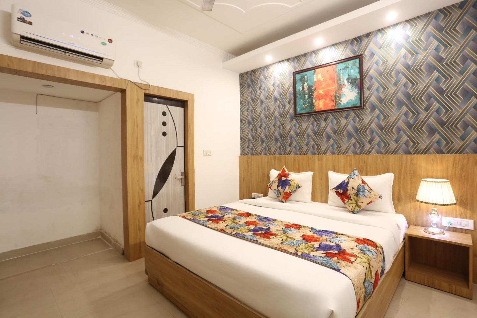 Backpackers - Ink Hotels Delhi Airport By Ss Group New Delhi Exterior photo