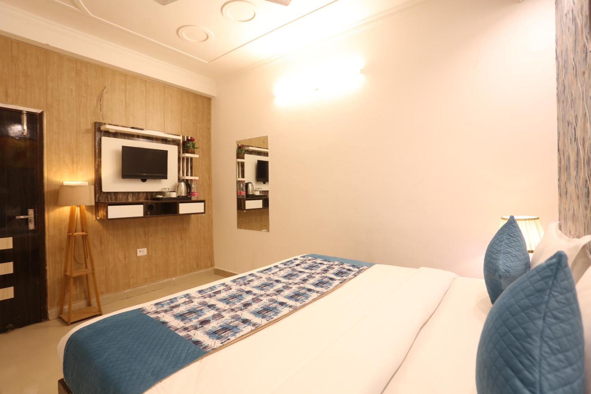 Backpackers - Ink Hotels Delhi Airport By Ss Group New Delhi Exterior photo