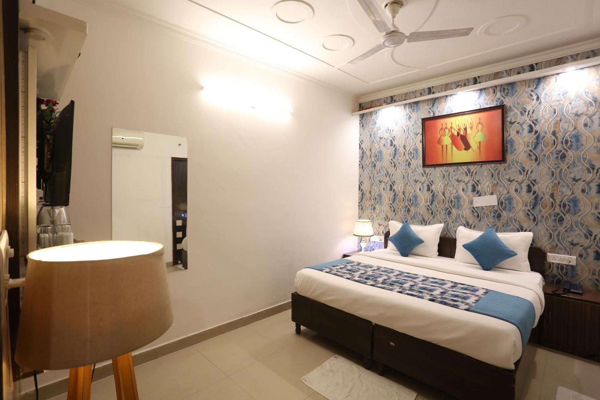 Backpackers - Ink Hotels Delhi Airport By Ss Group New Delhi Exterior photo